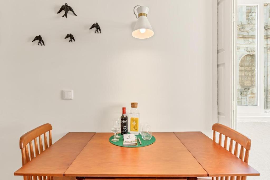 Host Wise - Lovely Shinny Flats With Balcony - Clerigos OOporto Habitación foto